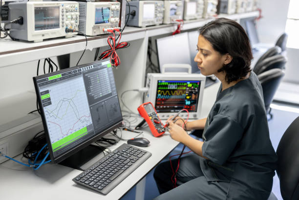 Best Affordable Emergency Electrician  in Weatherby Lake, MO